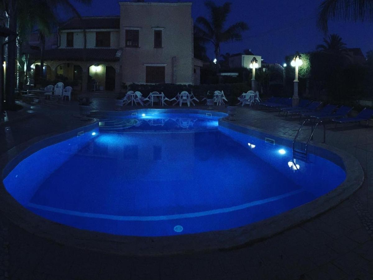 Suite Margarita Мадзара-дель-Валло Екстер'єр фото
